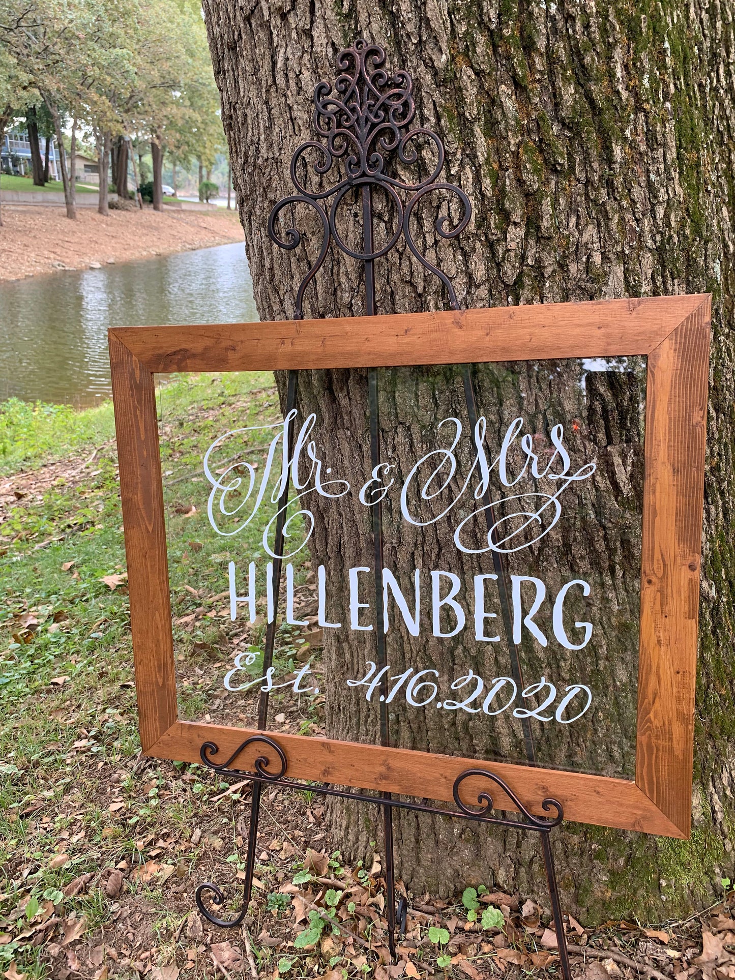 Mr and Mrs Wedding Sign, Wedding Welcome Sign, Acrylic Wedding Sign